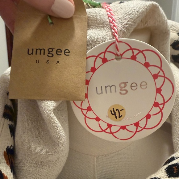 Umgee Cream Dress with Leopard Print Details - Picture 9 of 14